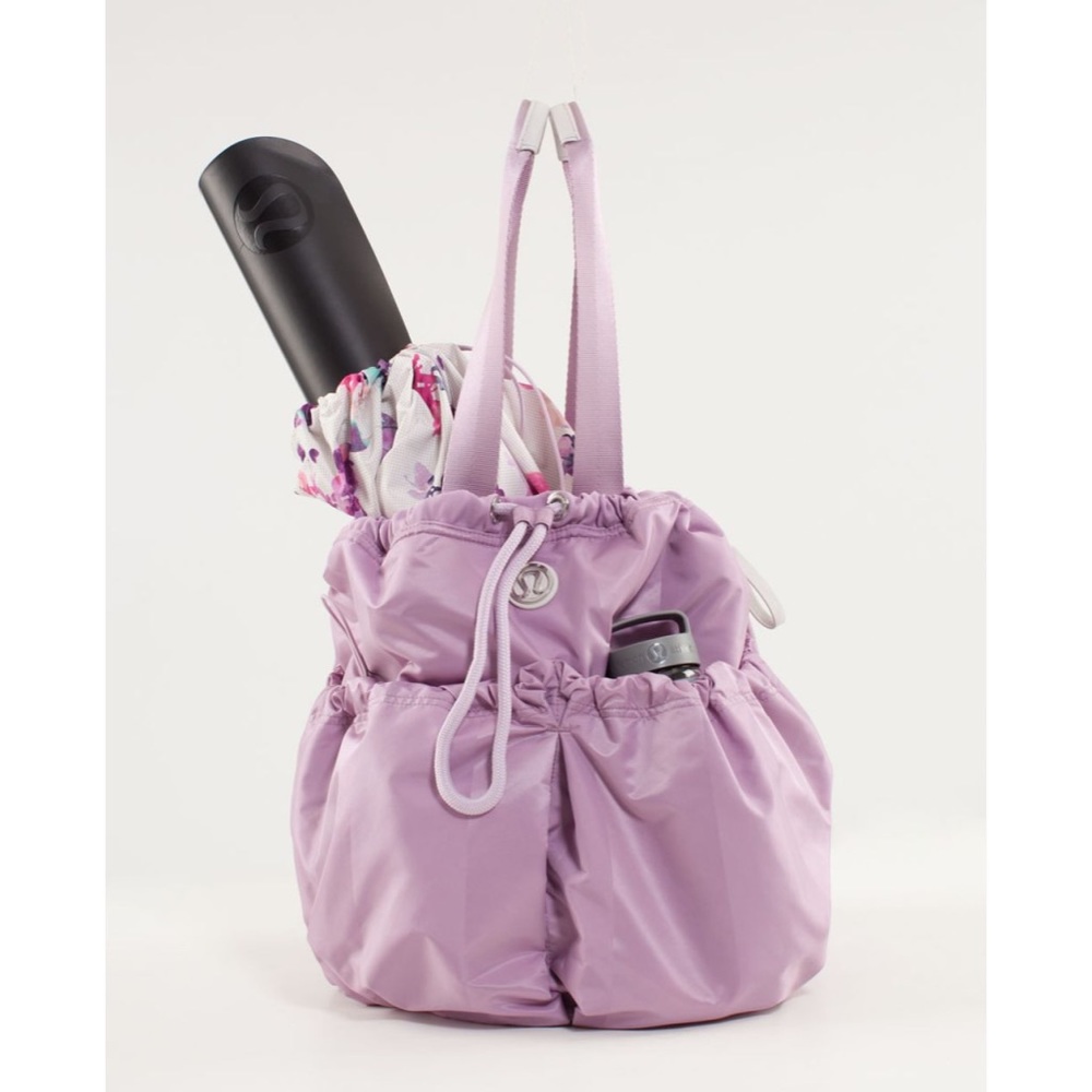 Lululemon Bliss Yoga Bag—Rose Quartz